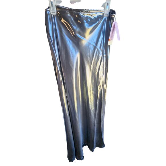 NWT wild fable maxi slip skirt biased cut metallic silver women's size Medium - Picture 1 of 5